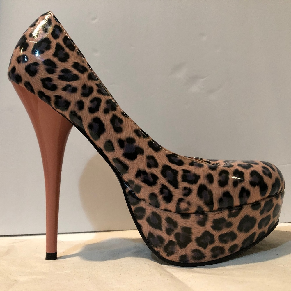 Pink Leopard Size 7.5 Heels